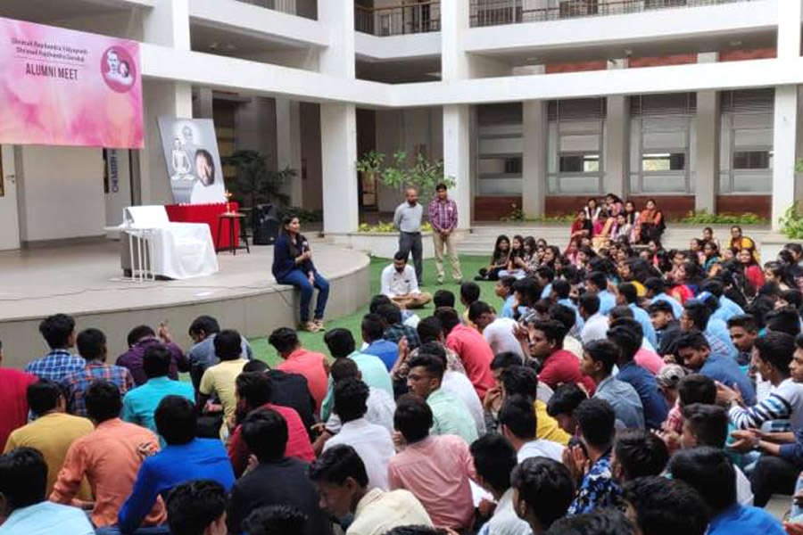 Annual Alumni Meet of Shrimad Rajchandra Gurukul and Shrimad Rajchandra Vidyapeeth