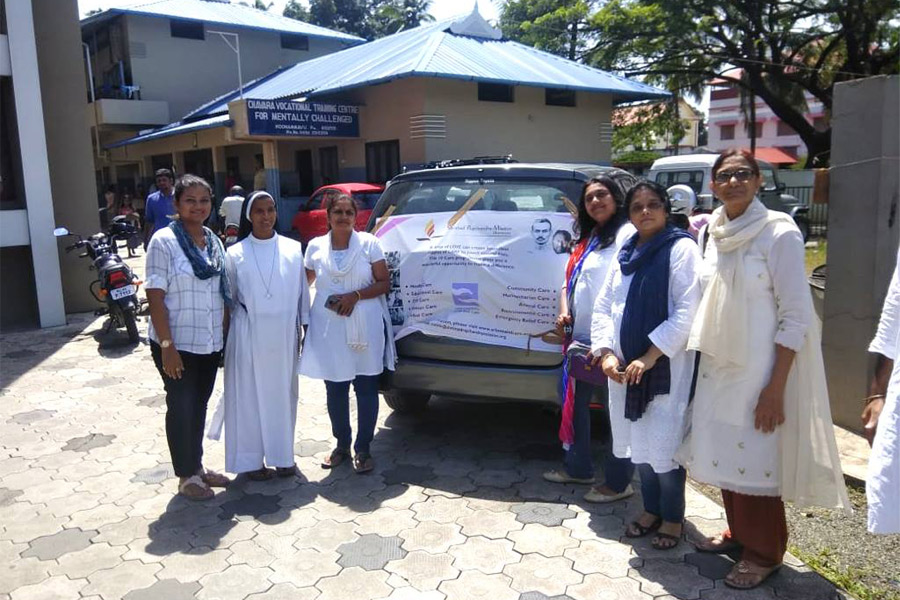 Immediate relief to the people affected by Kerala floods