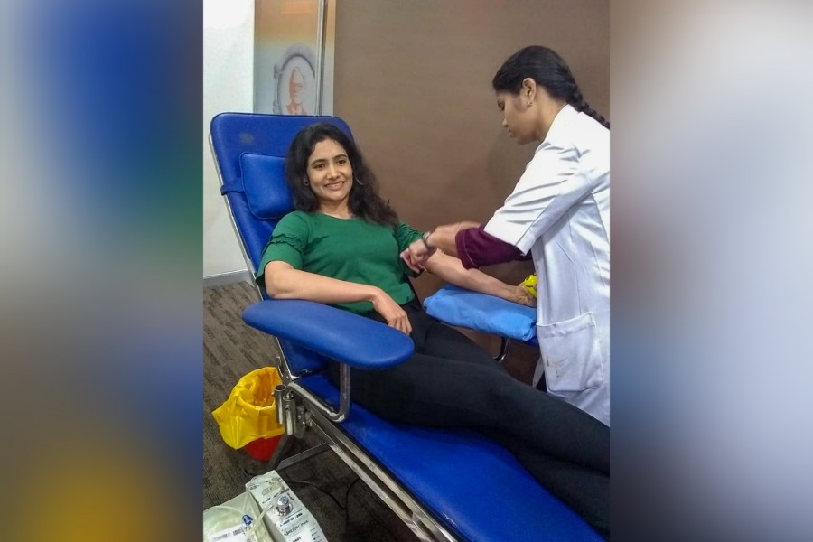 Shrimad Rajchandra Love and Care partners with ICICI Bank for the noble cause of blood donation