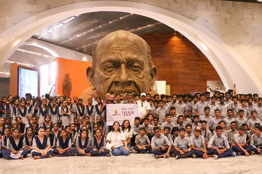 Students of Shrimad Rajchandra Gurukul visit the Statue of Unity
