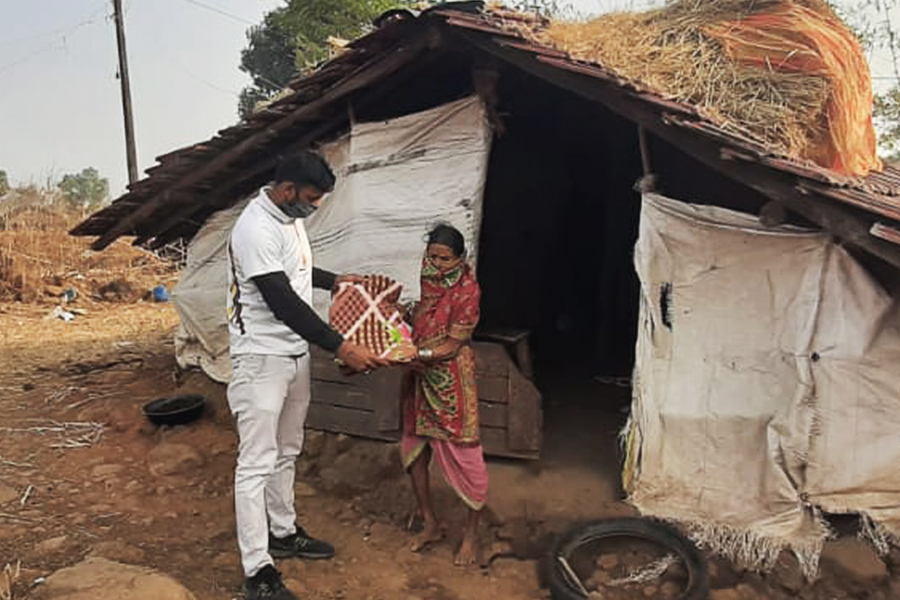 Winter Distribution Drive benefits thousands around Dharampur, Gujarat