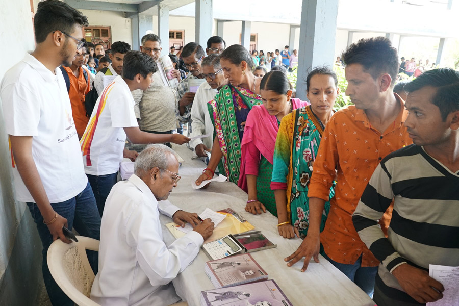 Shrimad Rajchandra Educational Aids benefits over 2 lakh students across India