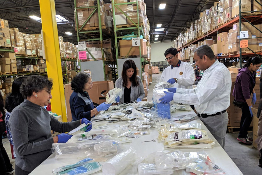 Volunteers in Chicago lend a helping hand for the cause of healthcare in developing countries