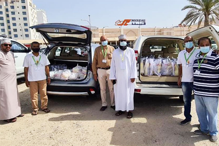 Food distribution drive for immigrant workers in Muscat