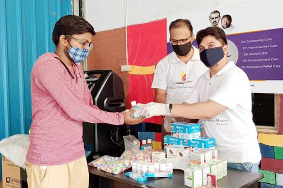 Ahmedabad Centre distributes COVID precautionary essentials to those in need